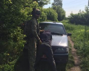 В Донецкой области силовики спасли местного депутата, которого &quot;заказали&quot;