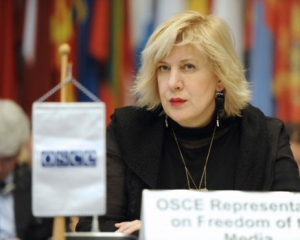 ОБСЄ вимагає від України покласти край нападам на журналістів