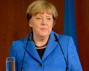 &quot;Еще слишком рано&quot; - Меркель об отмене антироссийских санкций