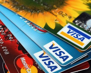 Банки увеличивают льготный период по кредиткам