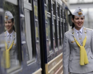 Укрзализныця запустит 4 дополнительных поезда ко Дню Конституции