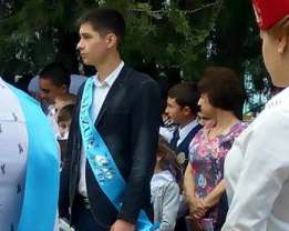 ФСБ допрашивает крымскотатарских школьников о георгиевских ленточках