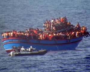 Біля берегів Італії загинули 45 мігрантів