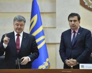 Порошенко провел рабочую встречу с Саакашвили