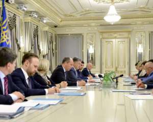 Порошенко призвал нардепов поддержать судебную реформу