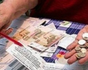 Украинцы увеличили долги за коммуналку на треть
