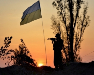 Двоє українських бійців поранені в Троїцькому та Зайцевому