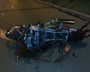 У Полтаві у ДТП загинули мотоцикліст, пішохід і собака