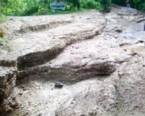 На Вінниччині повінь зруйнувала село