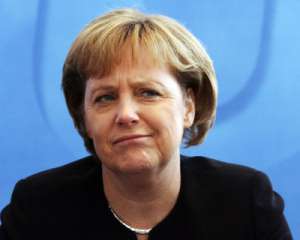 Меркель запретили передвигаться частными вертолетами
