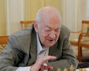 Умер легендарный шахматист Виктор Корчной
