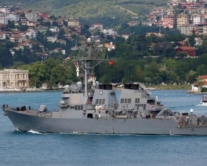 Россия угрожает США в ответ на американский эсминец в Черном море