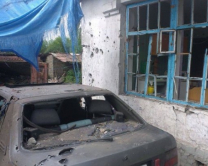 В зоне АТО от артиллерийского огня боевиков погибла женщина