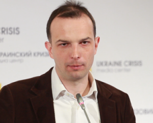 Конституционный суд "Януковича" скоро станет неприкосновенным - Соболев