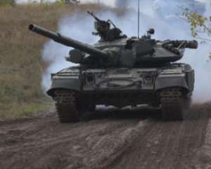 Ночь на Мариупольском направлении: боевики пошли на штурм, лупил танк