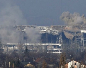 Боевики обстреляли Донецкий аэропорт из БМП и БТР