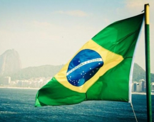 В Бразилии министр ушел в отставку после обвинения во взяточничестве
