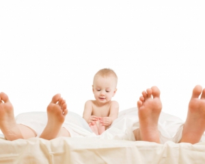 Як відучити дитину спати з батьками: 6 важливих порад