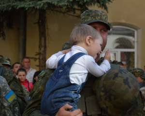 Суд зобов&#039;язав уряд розробити проект держпідтримки дітей бійців АТО