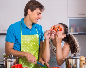 Сміх та любов: доведено, що гумор зміцнює стосунки