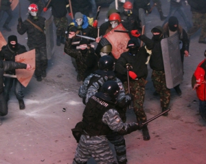 Экс-сотрудник "Беркута", избивший майдановца сел под домашний арест