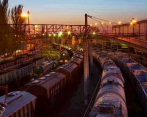 В Украине могут остановиться грузовые железнодорожные перевозки - СМИ