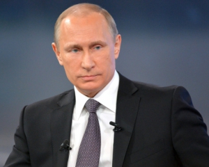 Влада РФ продовжить зміцнення Збройних сил - Путін