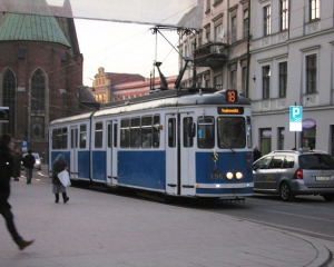 В Кракове в конце июля общественный транспорт подешевеет в четыре раза