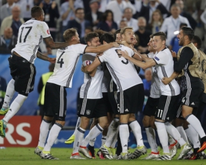 Германия в драматической серии пенальти вырвала путевку в полуфинал Евро