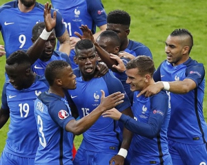 Франция победила Исландию и вышла в полуфинал Евро-2016
