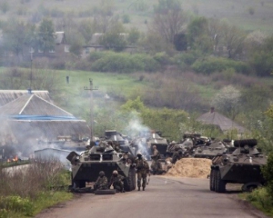 С начала суток зафиксировано 18 обстрелов позиций АТО - штаб