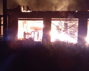 Семигодинну пожежу на Черкащині гасили 40 рятувальників