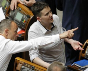 Савченко нарахували першу депутатську зарплату