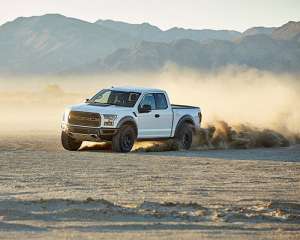 Пикап Ford F-150 Raptor получит гоночный режим езды