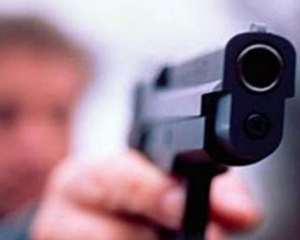 У Києві застрелили чоловіка на порозі власної квартири