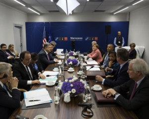 В Варшаве начались переговоры Большой пятерки и Украины