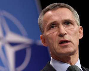 Генсек НАТО заявив про можливість постачання Україні летальної зброї