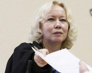 Парубий инициировал увольнение судьи, которая отпустила Садовника
