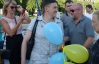 "Олег, ждем в Киеве" - на Майдане отметили 40-летие Сенцова