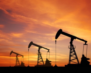 Ціни на нафту знизив попит у США