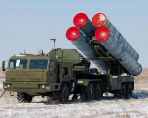 Росія розмістить у Криму зенітно-ракетні системи С-400 великої і середньої дальності