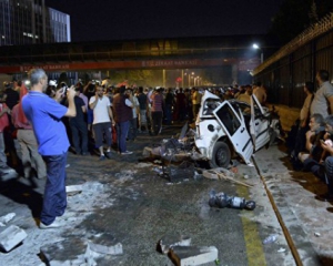 Во время столкновений в Турции пострадали не менее 150 человек: есть погибшие
