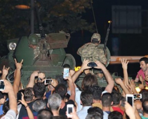 Переворот в Туреччині: затримали понад 2800 підозрюваних