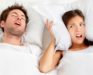 7 способів спокійно спати вночі без хропіння