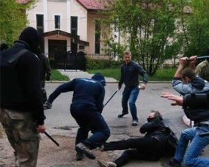 У Донецьку бойовики поранили 3-х мирних жителів під час розгону мітингу