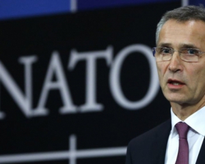 Столтенберг: В стране, которая является членом НАТО, не должно быть военных переворотов