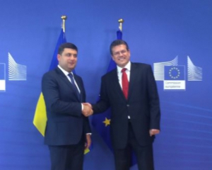 Гройсман начал визит в Брюссель с газовых вопросов