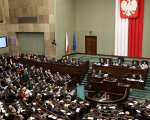 Сейм Польши намерен назвать Волынскую трагедию геноцидом - СМИ
