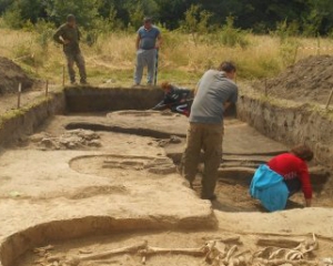 Во Львовской области обнаружили христианский некрополь