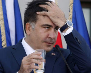 Саакашвили возглавил ореховую мафию?